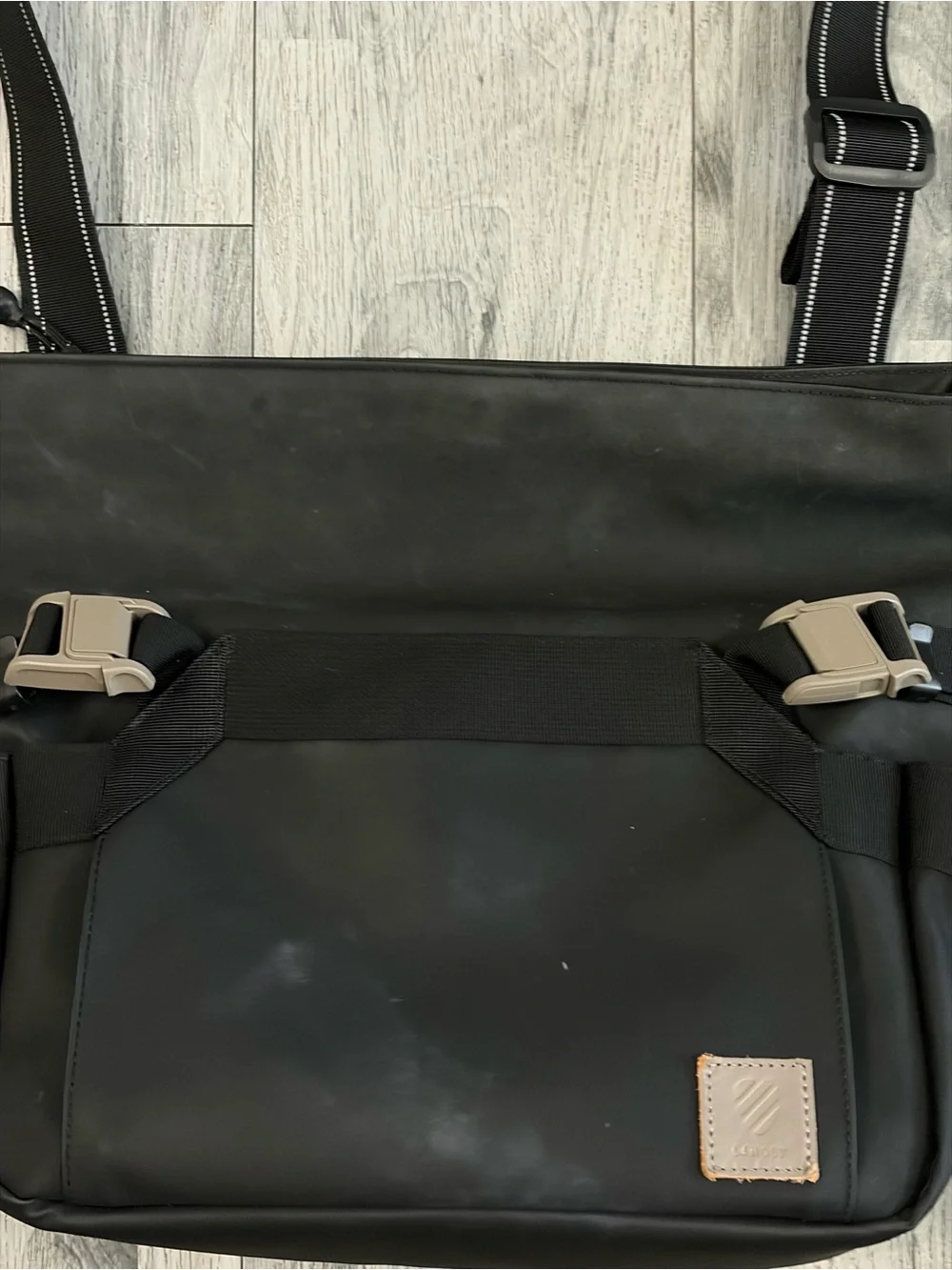 Langly Bravo Mirrorless Shoulder Bag